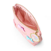 This amazing zip purse features our favorite Sanrio duo in a sweet theme; the inseparable two are shown in various expressions inside lovely ornate frames, and printed in a gold ink. The Forever Memories Little Twin Stars Zip Purse comes with a coordinating gold charm on the zipper, and is adorned with three perfectly sweet and perfectly placed bows for a pop of color and charm.
This coin purse gives an effortless style, a mix of nostalgia with an air of casual class.